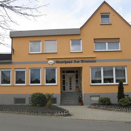 Gasthaus Am Brunnen Illerich Exterior photo